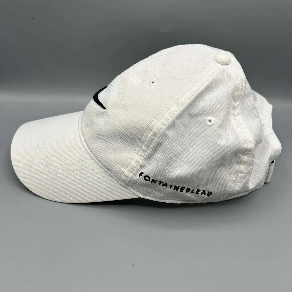 Nike Golf Hat Men White Black Fontainebleau‎ Embroidered Strap Back Cap